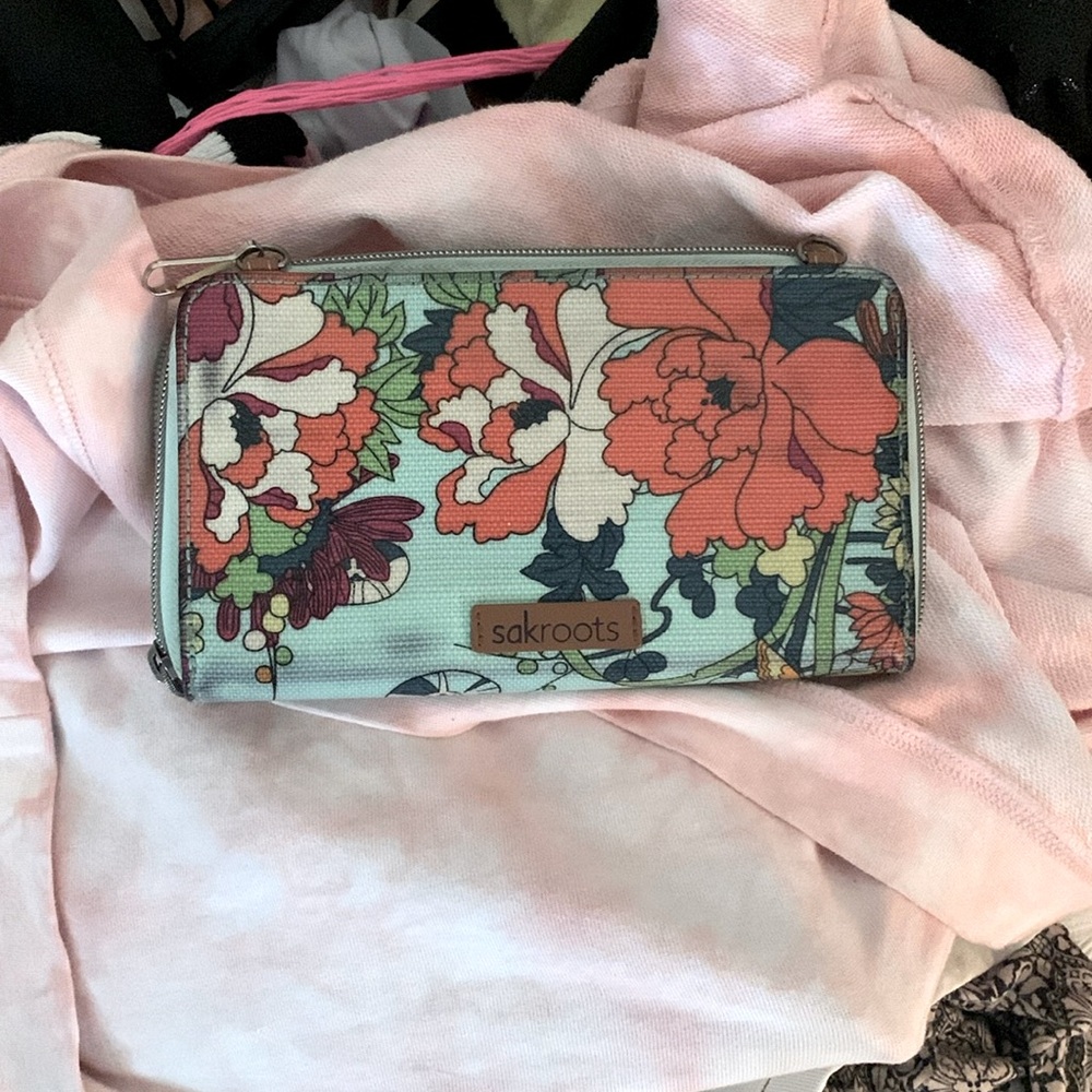 SAKROOTS Wallet/Clutch